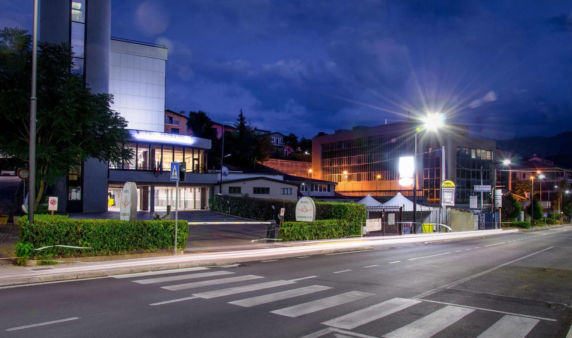 Hotel Federico II Λ' Άκουιλα Εξωτερικό φωτογραφία